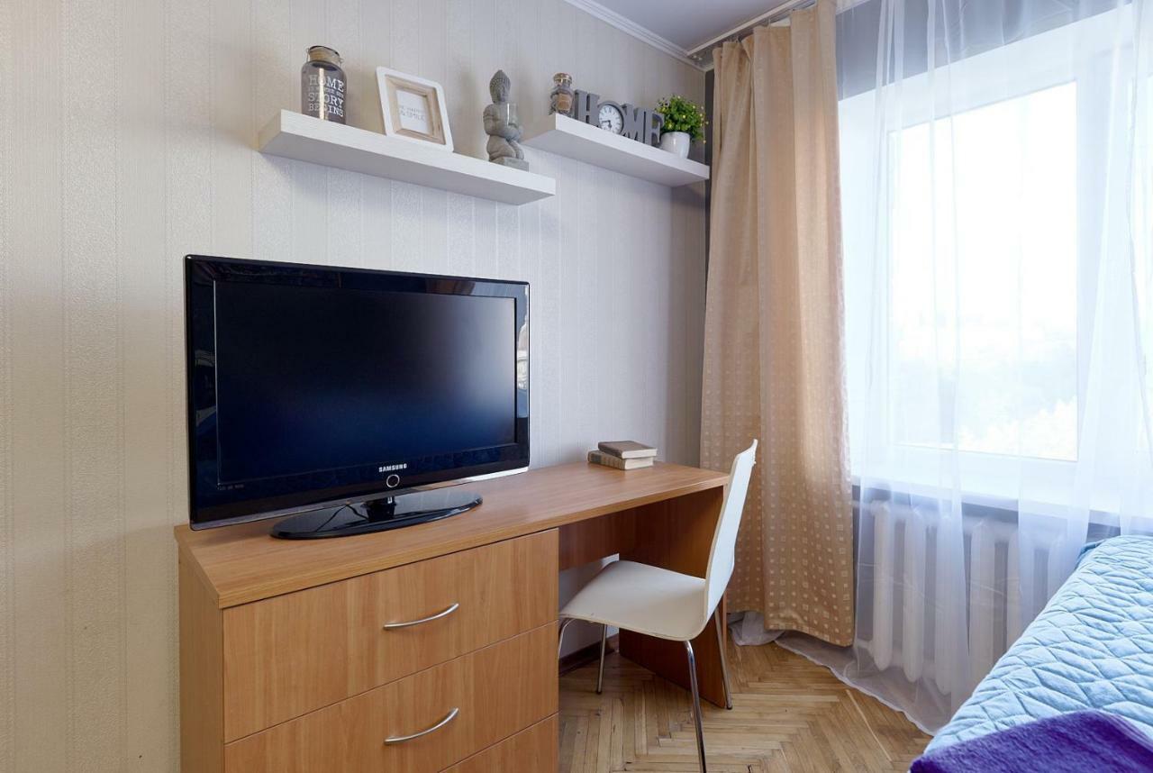 L3-82 Main Street- Modern New Three 3 Separate 3Bedrooms 100 M2 - Central Location, Metro Palace Of Sports - Gulliver Mall, Arena City Κίεβο Εξωτερικό φωτογραφία